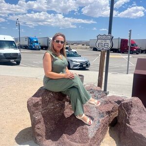 Meet your Posher, Gladis